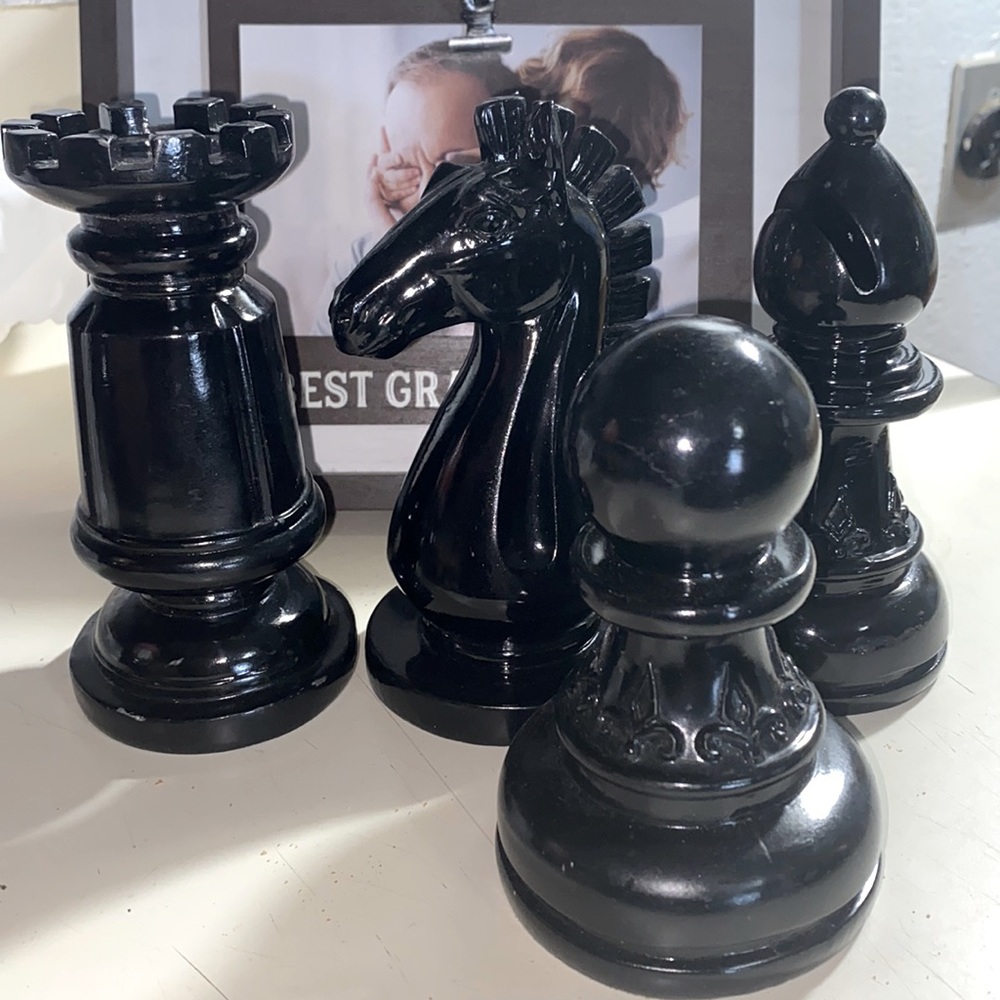 Chess Game Decoration Black